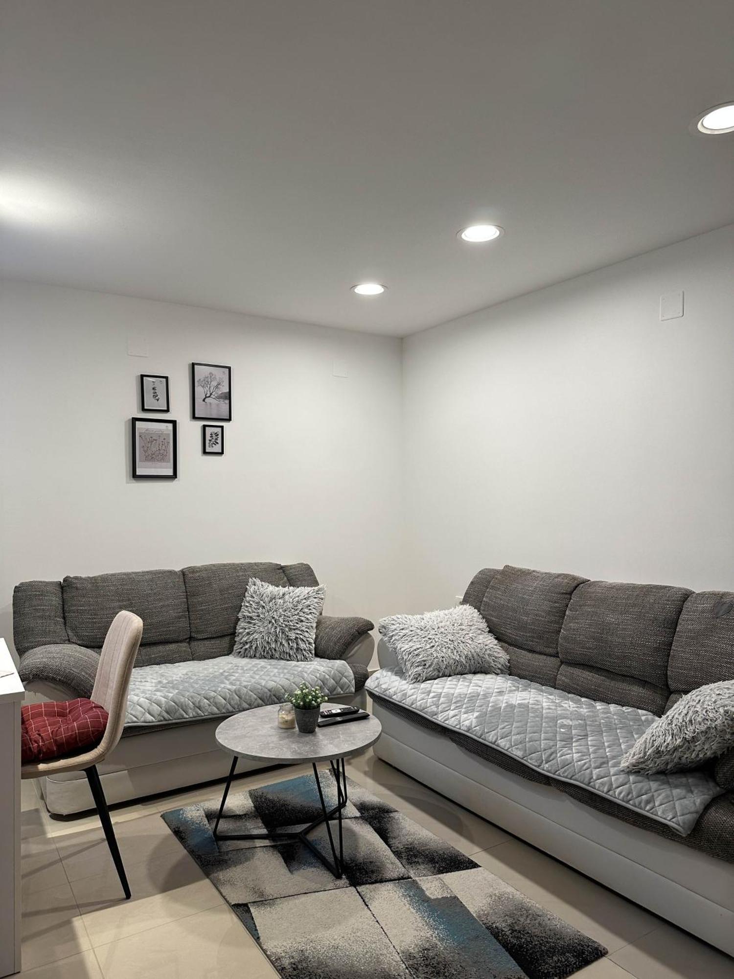 Apartment Dani *